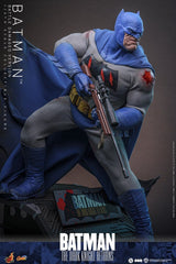 Batman: The Dark Knight Returns Comic Masterpiece Action Figure 1/6 Batman (Battle Damaged Version) 32 cm 4895228625007