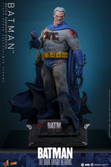 Batman: The Dark Knight Returns Comic Masterpiece Action Figure 1/6 Batman (Battle Damaged Version) 32 cm 4895228625007
