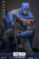 Batman: The Dark Knight Returns Comic Masterpiece Action Figure 1/6 Batman (Battle Damaged Version) 32 cm 4895228625007