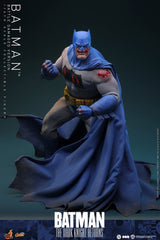Batman: The Dark Knight Returns Comic Masterpiece Action Figure 1/6 Batman (Battle Damaged Version) 32 cm 4895228625007