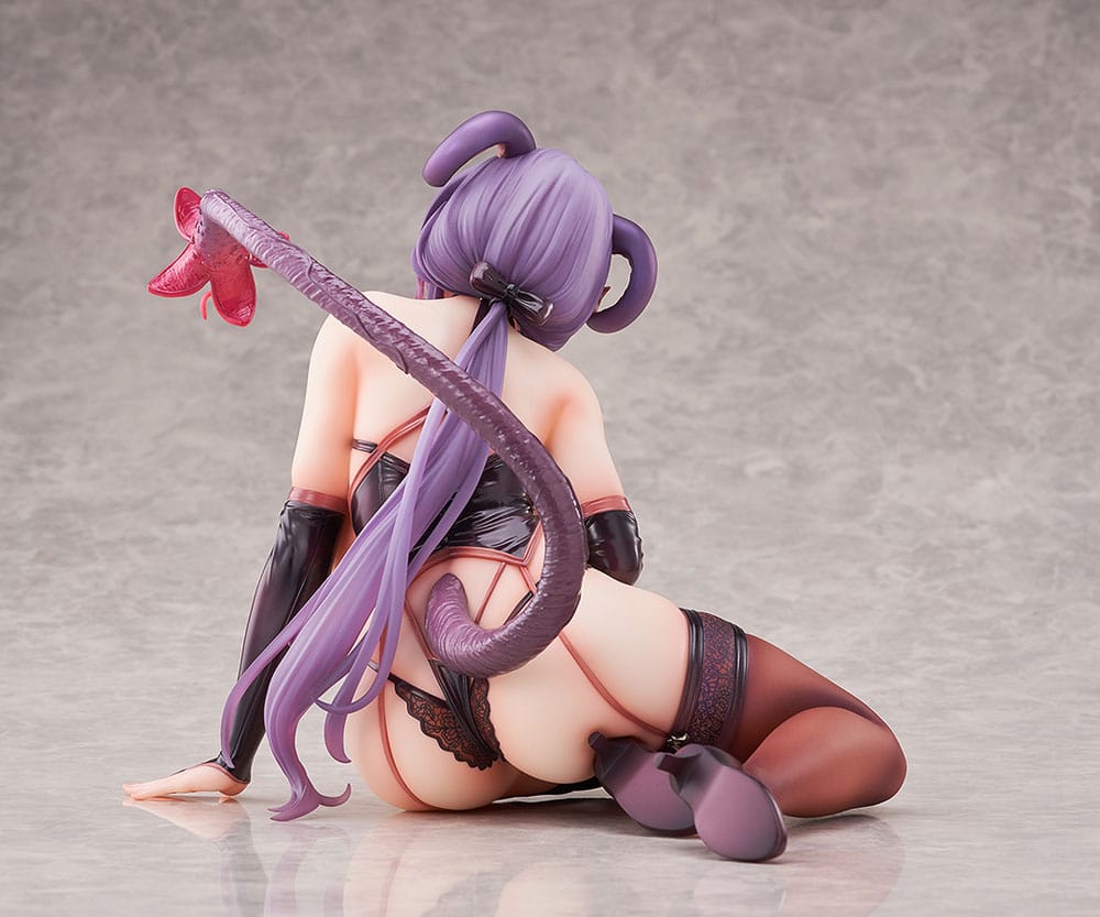 Succubus Homestay Statue 1/5 Sakuma Shiori 17 cm  4595316892419