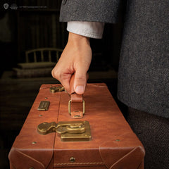 Fantastic Beasts Replica 1/1 Newt Scamander Suitcase Limited Edition 4895205602168