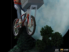 E.T. the Extra-Terrestrial Deluxe Art Scale Statue 1/10 E.T. & Elliot 27 cm 0609963128273
