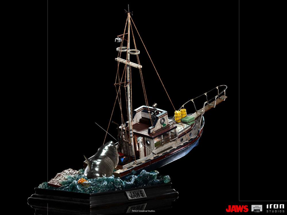 Jaws Demi Art Scale Statue 1/20 Jaws Attack 104 cm 0609963129560