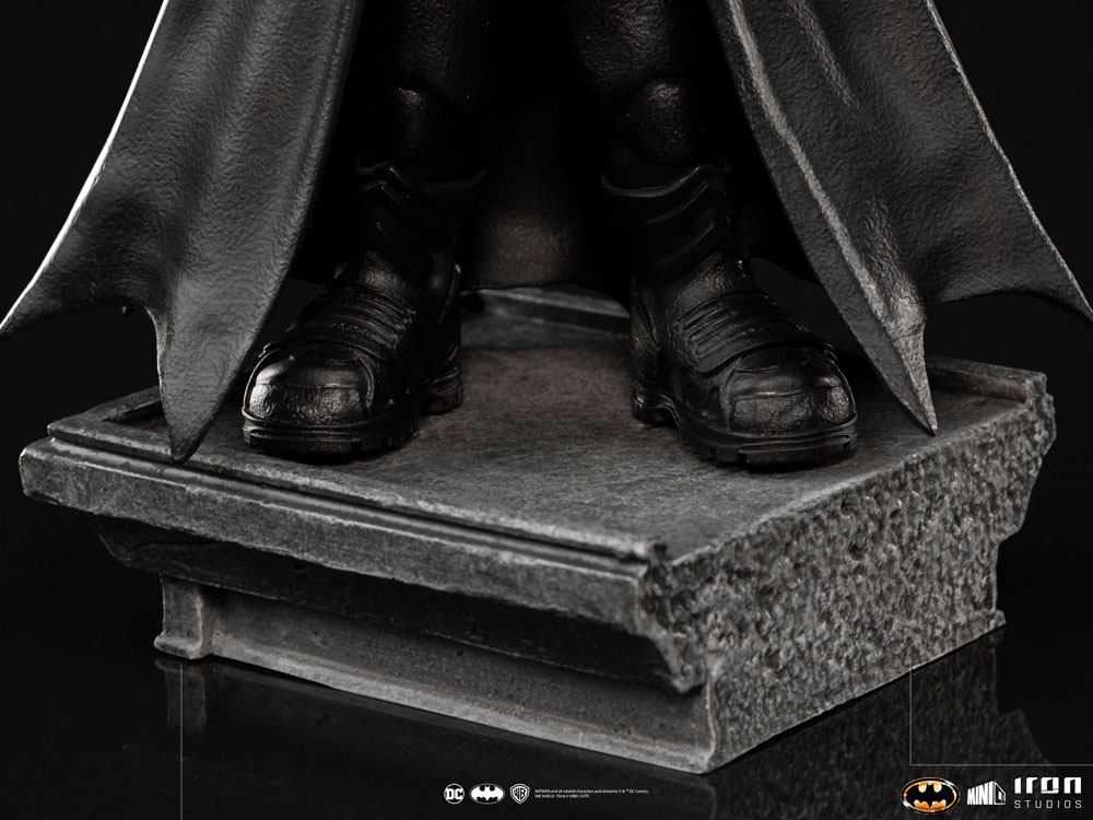 Batman 89 Mini Co. PVC Figure Batman 18 cm 0602883134386