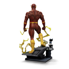 DC Comics Legacy Replica Statue 1/4 Flash 54 cm     0042882333944