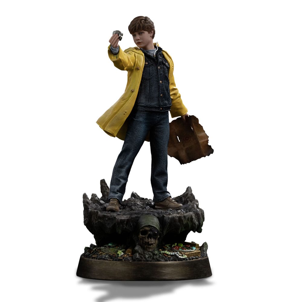 The Goonies Art Scale Statue 1/10 Mikey Walsh (40th anniversary) 21 cm          0042882334002