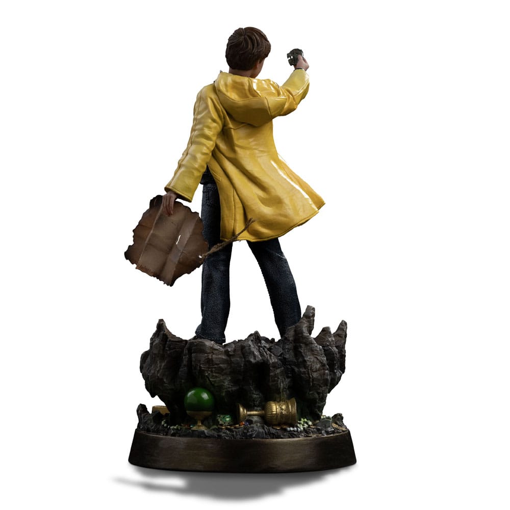 The Goonies Art Scale Statue 1/10 Mikey Walsh (40th anniversary) 21 cm          0042882334002