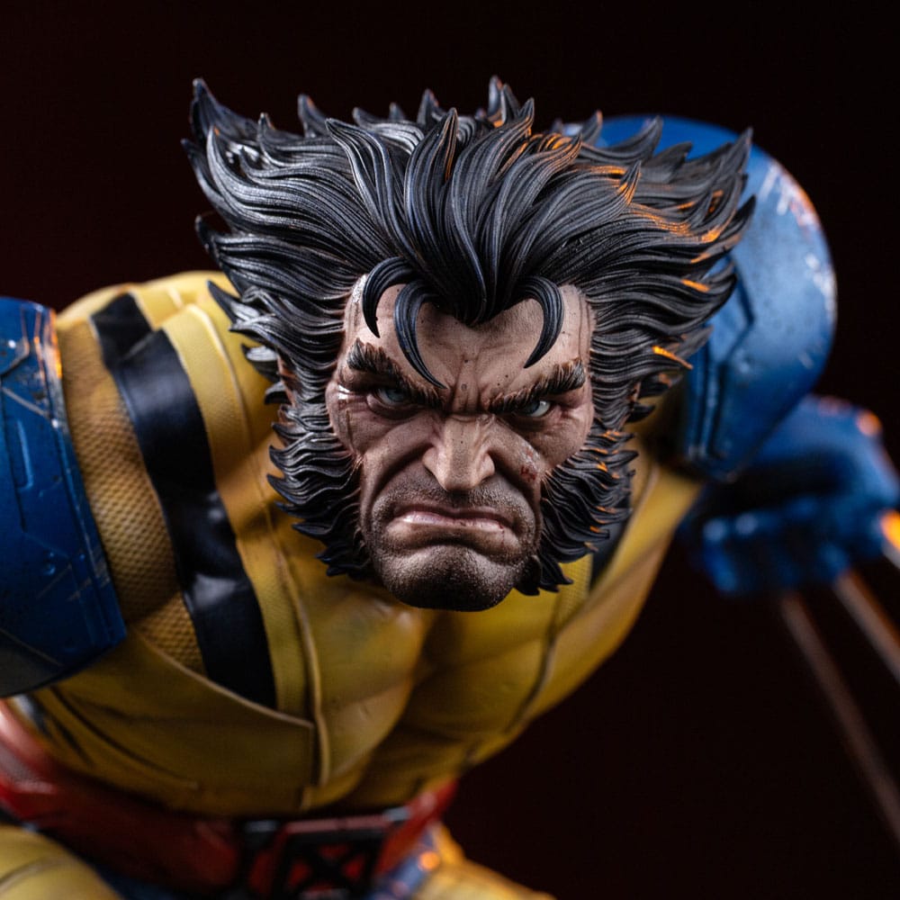 Marvel Legacy Replica Statue 1/4 Wolverine 38 cm  0042882335238
