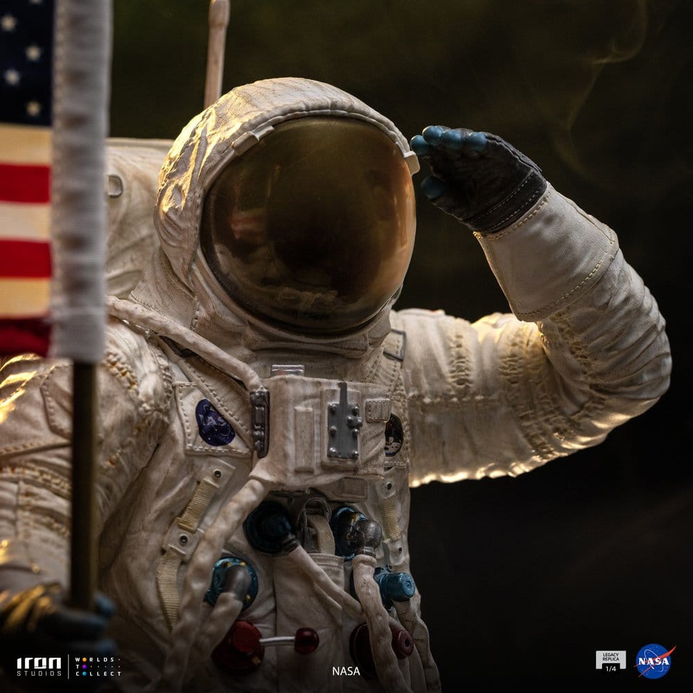 NASA Legacy Replica Statue 1/4 Apollo 11 Astronaut 58 cm 0042882336198