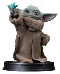The Mandalorian & Grogu Grogu Collection Statue Grogu Butterfly WonderThe Mandalorian & Grogu Grogu Collection statuette Grogu Butterfly WonderThe Mandalorian & Grogu Grogu Collection Estatua Grogu Butterfly Wonder 0042882336693