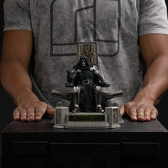 Avengers: Doomsday Art Scale Statue 1/10 Doctor Doom on Throne 22 cm 0042882337324