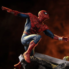 Marvel Comics Art Scale Statue 1/10 Spider-Man vs Hulk 38 cm 0042882338079