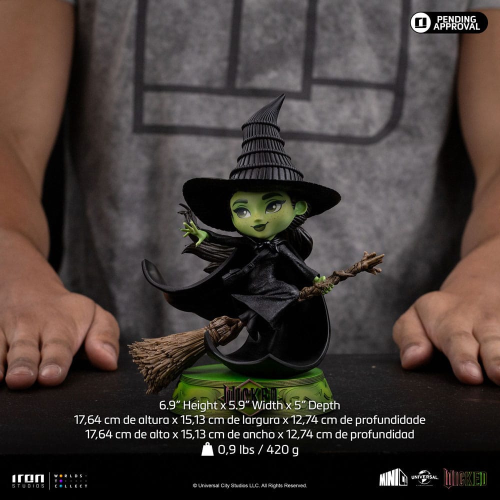 Wicked Mini Co. PVC Figure Elphaba 18 cm       0042882335139