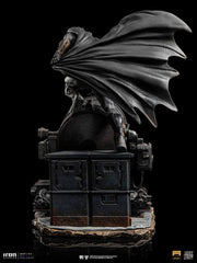 Zack Snyder's Justice League Deluxe Art Scale Statue 1/10 Batman on Batsignal 28 cm 0618231951222