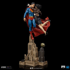 DC Comics Diorama 1/6 Superman & Lois 57 cm 0618231951918