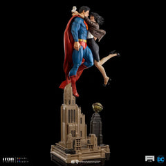 DC Comics Diorama 1/6 Superman & Lois 57 cm 0618231951918