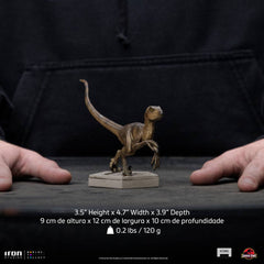 Jurassic World Icons Statue Velociraptor B 9 cm 0618231952021