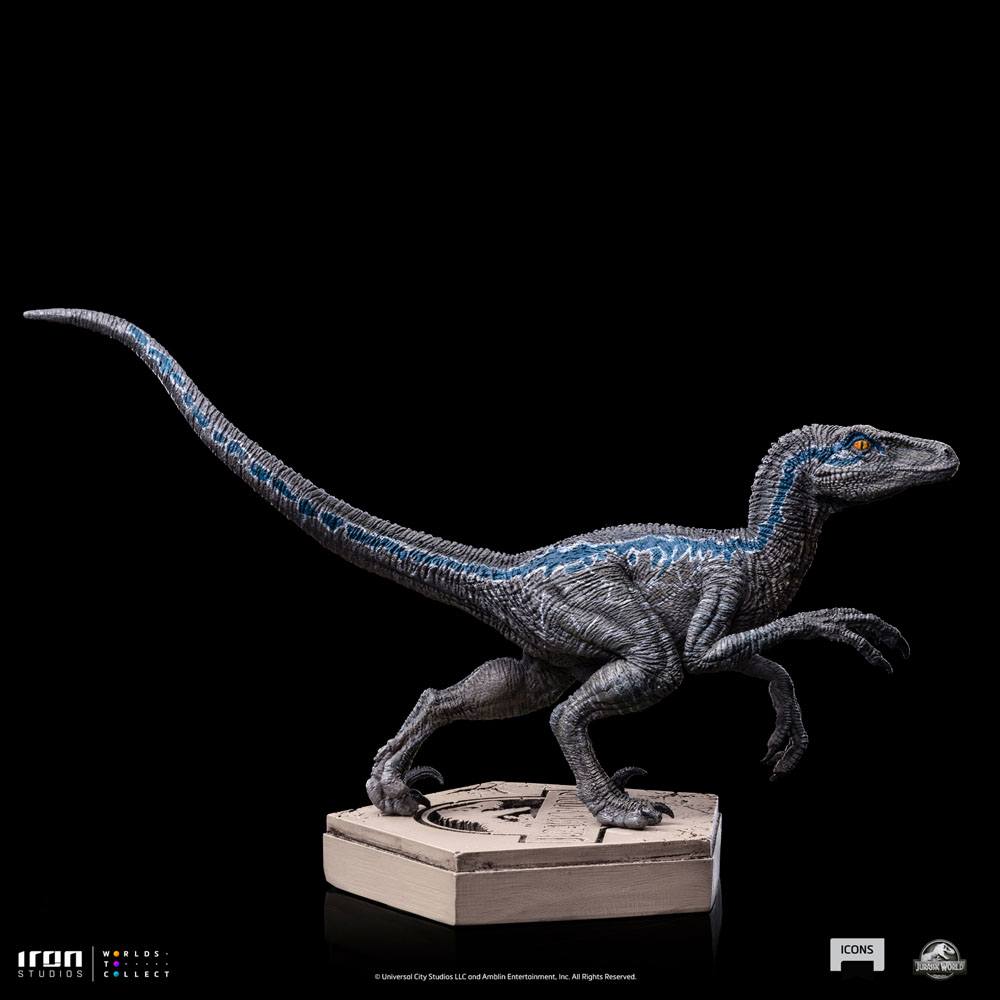 Jurassic World Icons Statue Velociraptor Blue 9 cm 0618231952045