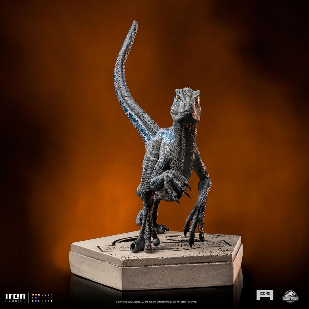 Jurassic World Icons Statue Velociraptor Blue 9 cm 0618231952045