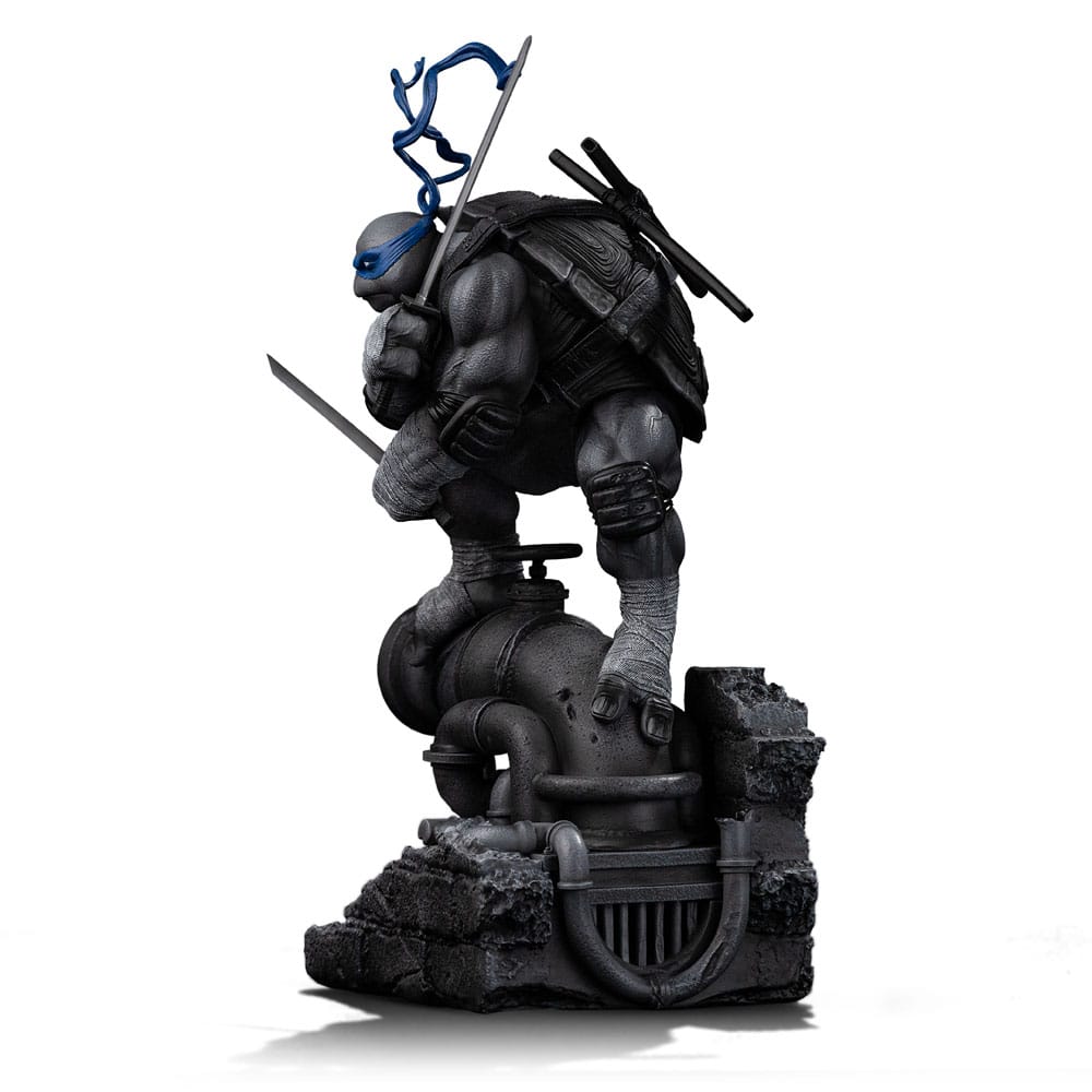 Teenage Mutant Ninja Turtles Art Scale Statue 1/10 Leonardo Black and White Variant 26 cm heo exclusive 0618231957354