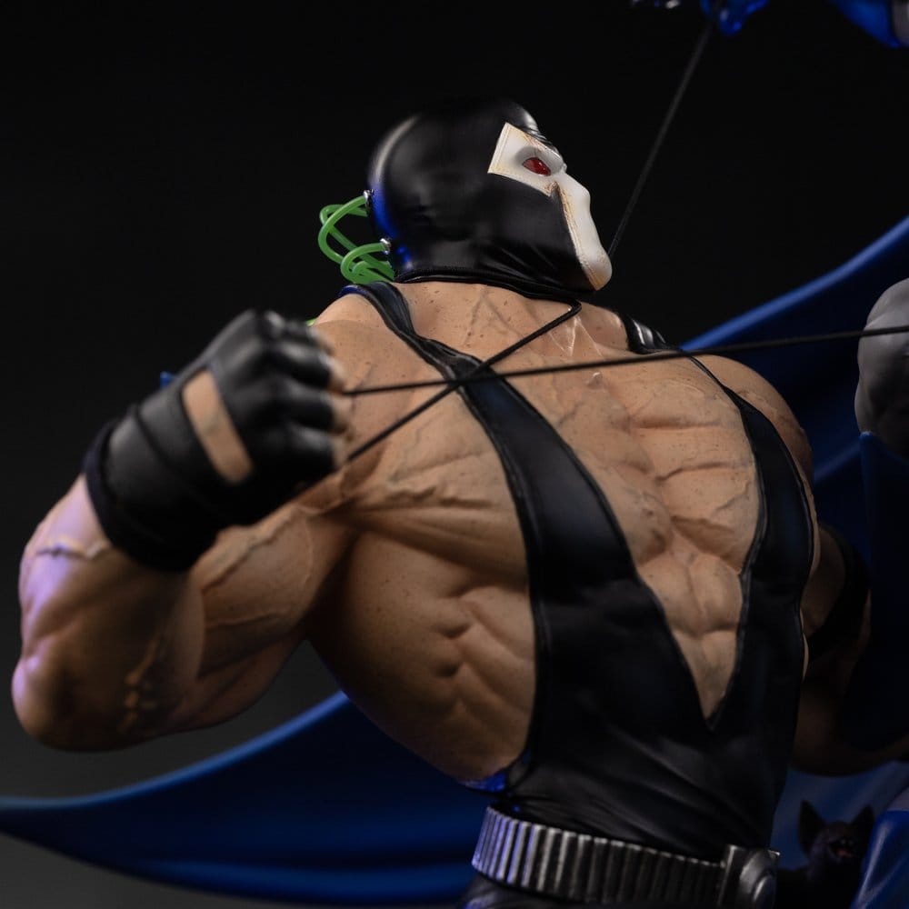 DC Comics Diorama 1/10 Batman vs Bane 33 cm 0618231957842