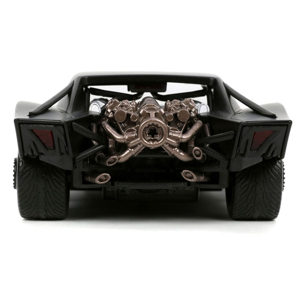 DC Comics Diecast Model 1/24 Batman Batmobile  4006333080258
