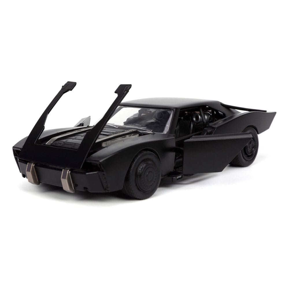 DC Comics Diecast Model 1/24 Batman Batmobile  4006333080258