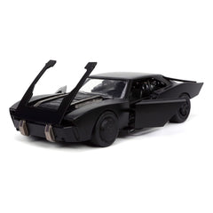 DC Comics Diecast Model 1/24 Batman Batmobile  4006333080258