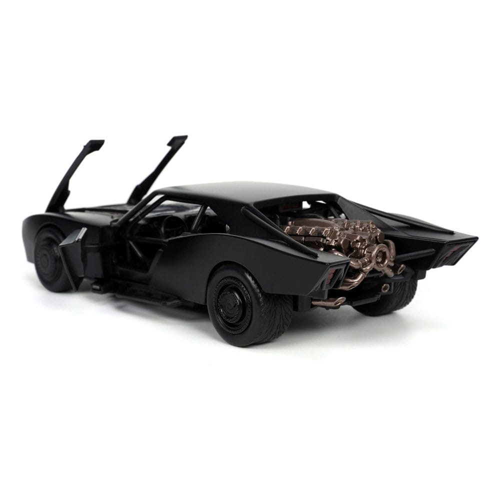 DC Comics Diecast Model 1/24 Batman Batmobile  4006333080258