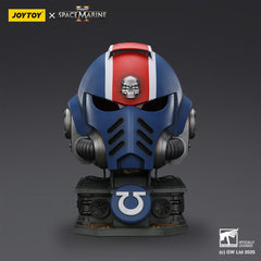 Warhammer 40,000: Space Marine 2 Replica Ultramarines Lieutenant Titus helmet with Display Stand 44 cm  6927054401697