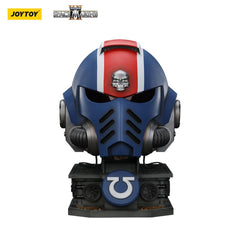 Warhammer 40,000: Space Marine 2 Replica Ultramarines Lieutenant Titus helmet with Display Stand 44 cm  6927054401697