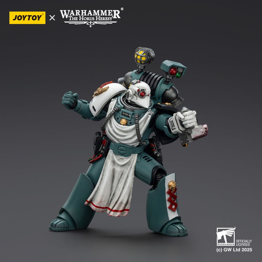 Warhammer 40,000: Sons of Horus Action Figure Legion Apothecary 12 cm 6927054402465
