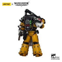 Warhammer 40,000: imperial Fists Action Figure Legion Apothecary 12 cm 6927054402472