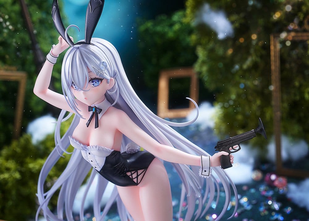 Playing Death Games to Put Food on the Table Wolf PVC Statue 1/7 Yuki 27 cm  4550687006735