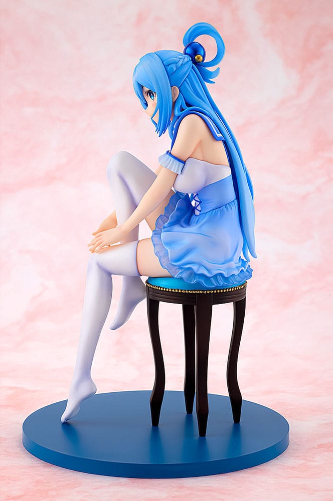 Konosuba God's blessing on this wonderful world! PVC Statue Aqua: Light Novel 10th Anniversary Ver. 15 cm 4942330238370