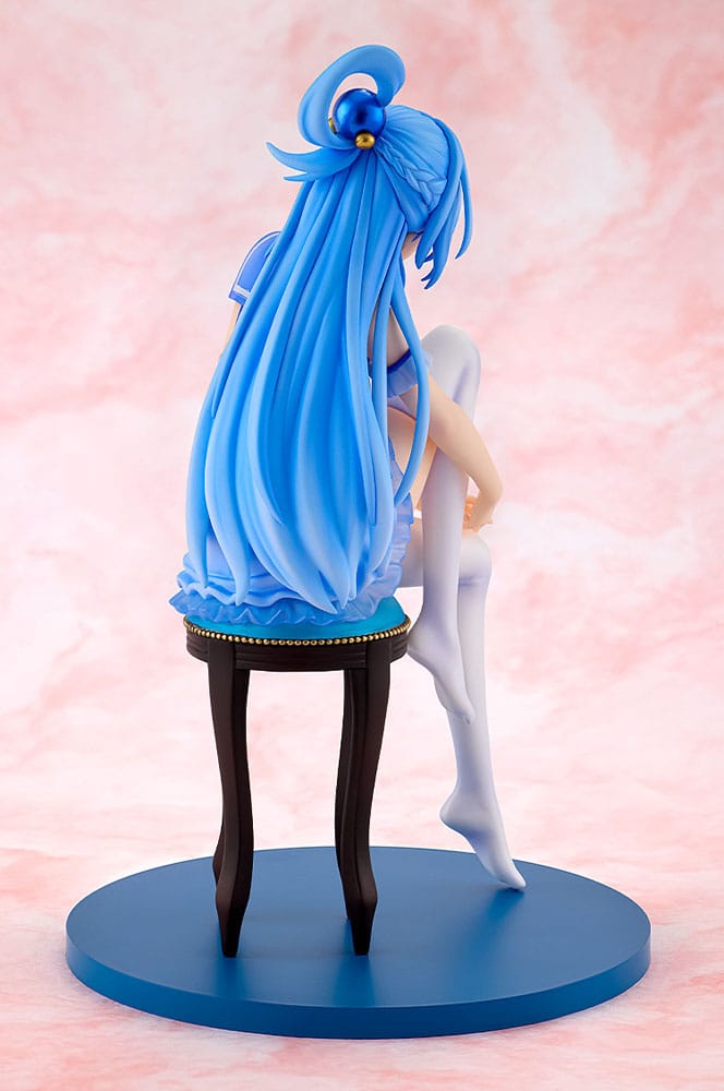 Konosuba God's blessing on this wonderful world! PVC Statue Aqua: Light Novel 10th Anniversary Ver. 15 cm 4942330238370