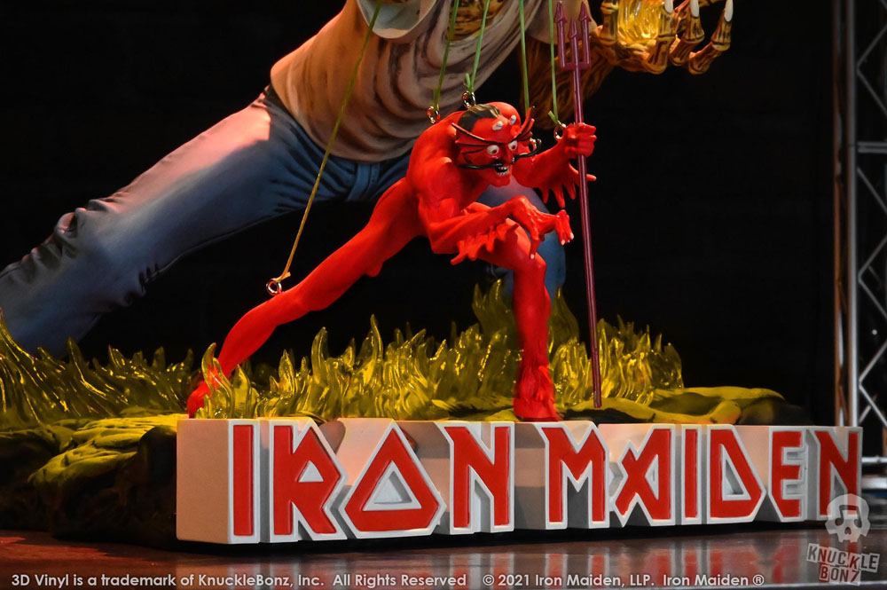 Iron Maiden 3D Vinyl Statue The Number of the Beast 20 x 21 x 24 cm 0785571595291