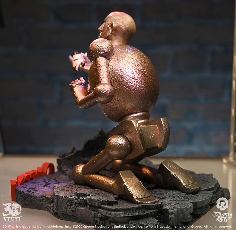 Queen 3D Vinyl Statue Queen Robot (News of the World) 20 x 21 x 24 cm 0785571595123