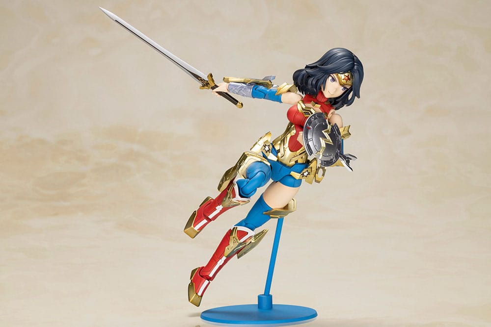 DC Comics Cross Frame Girl Plastic Model Kit Wonder Woman Humikane Shimada Ver. 16 cm 4934054054633