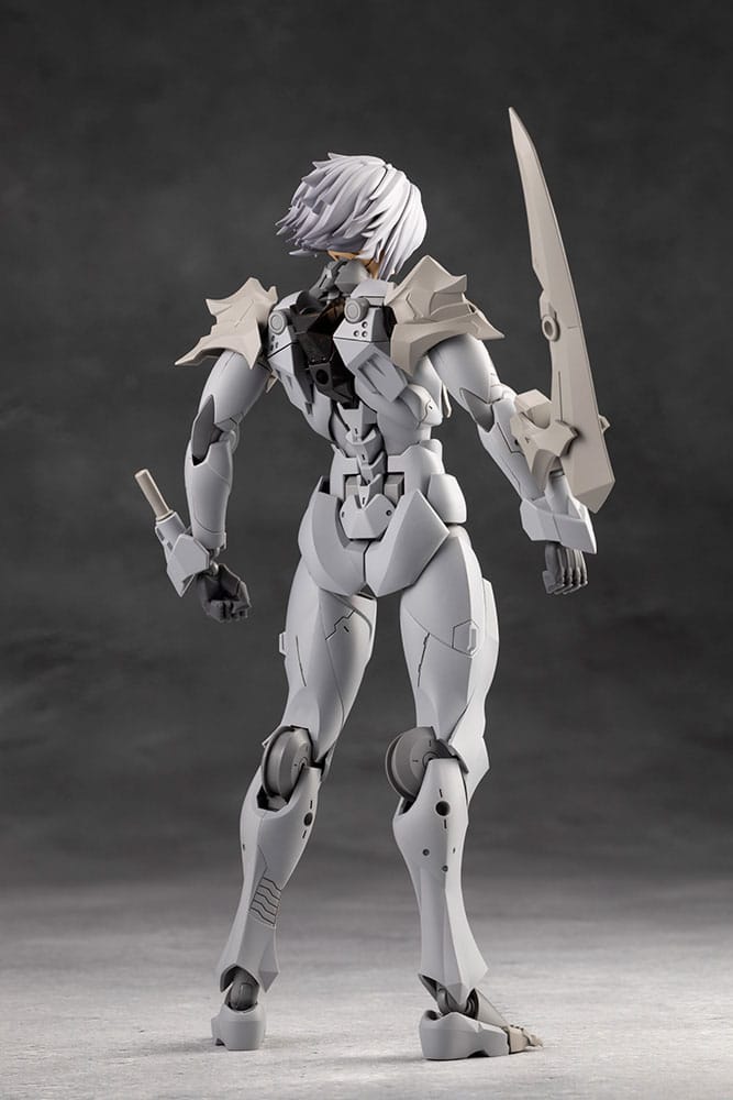 Megalomaria Unlimited Universe Model Kit Zirconia 18 cm 4934054062034