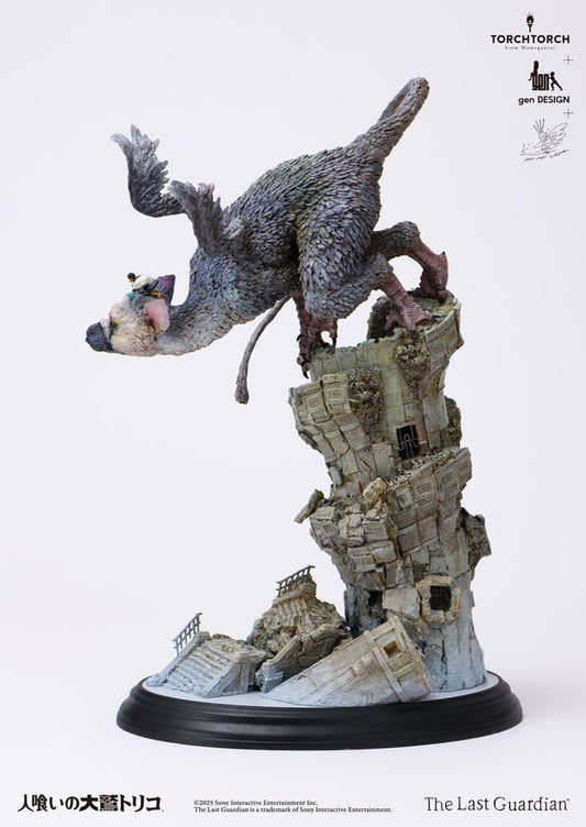 The Last Guardian Statue Trico 50 cm  4580714137064