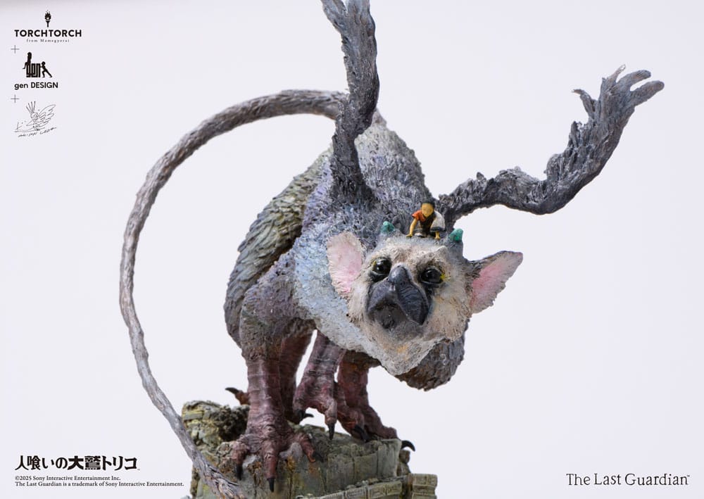 The Last Guardian Statue Trico 50 cm  4580714137064