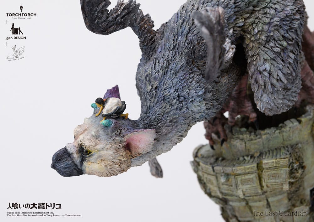 The Last Guardian Statue Trico 50 cm  4580714137064