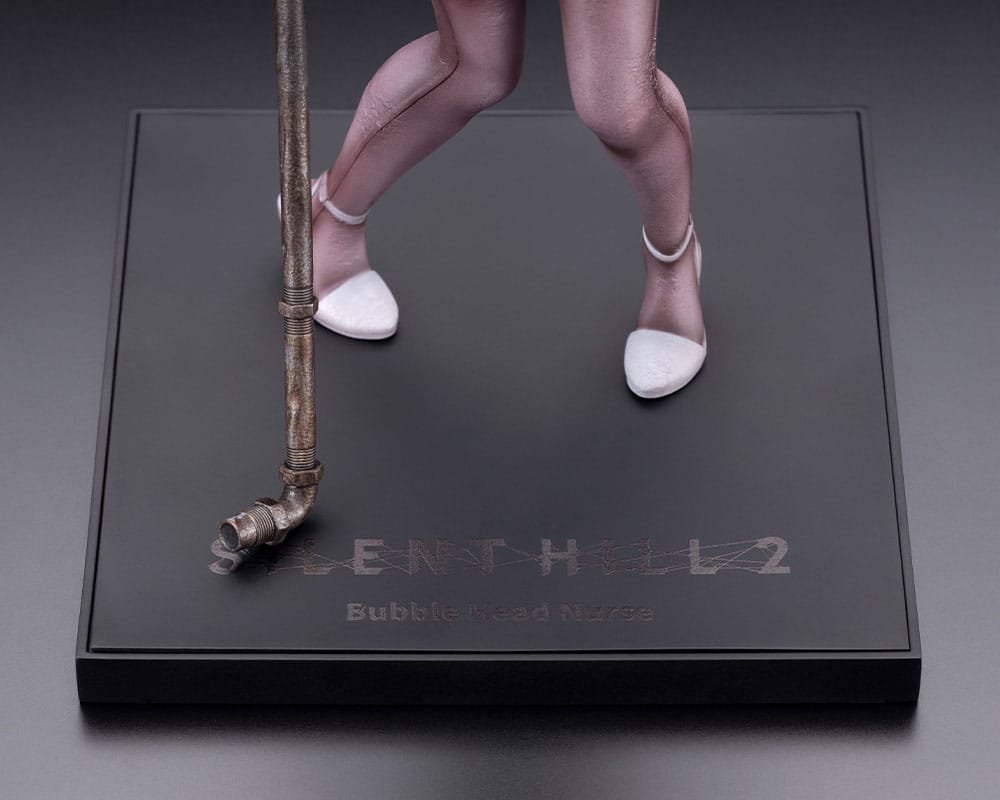 Silent Hill 2 Oshi Works Statue Bubble Head Nurse 22 cm          4934054079766