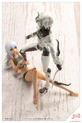 Sousai Shojo Teien Plastic Model Kit 1/10 Training Wolf 16 cm 4934054084951
