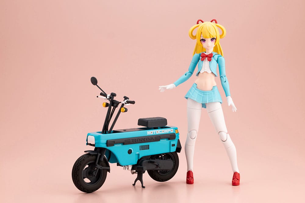 Megami Device Buster Doll Series Plastic Model Kit 1/1 Knight Alice with Honda AB12 Motocompo 15 cm  4934054076772
