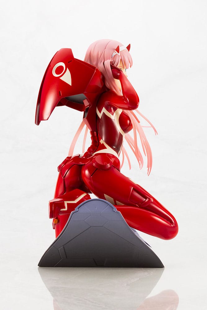 Darling in the Franxx PVC Statue 1/7 Zero Two 0190526056268