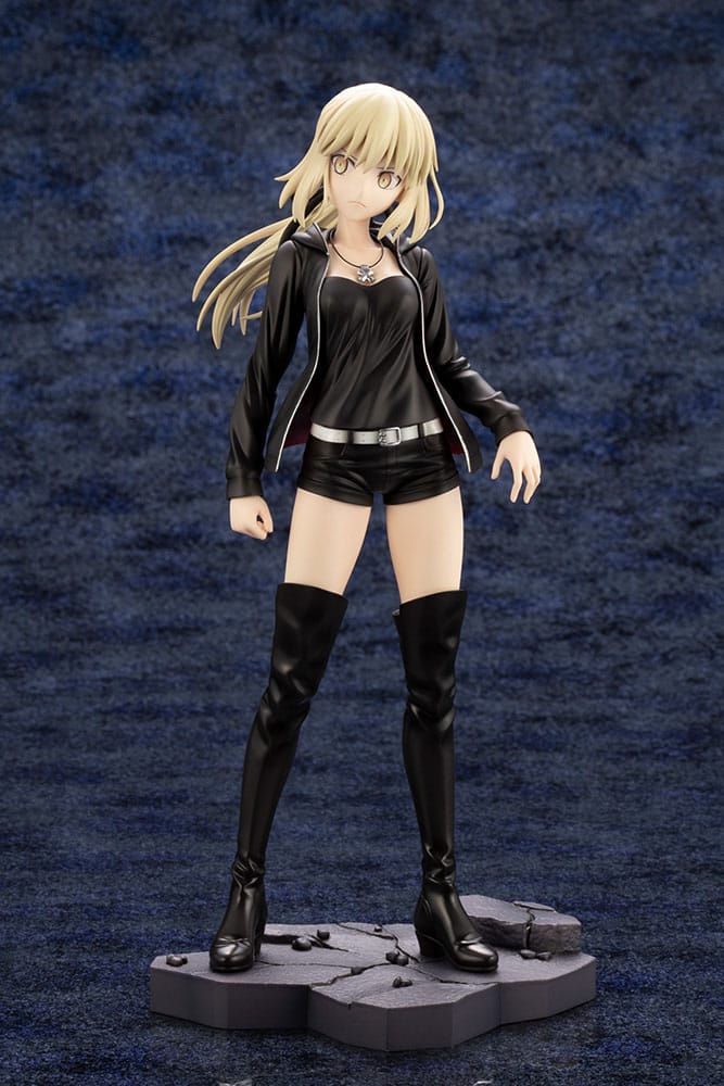 Fate/Grand Order PVC Statue 1/7 Saber/Altria Pendragon (Alter) Casual Ver. 24 cm 0190526057357