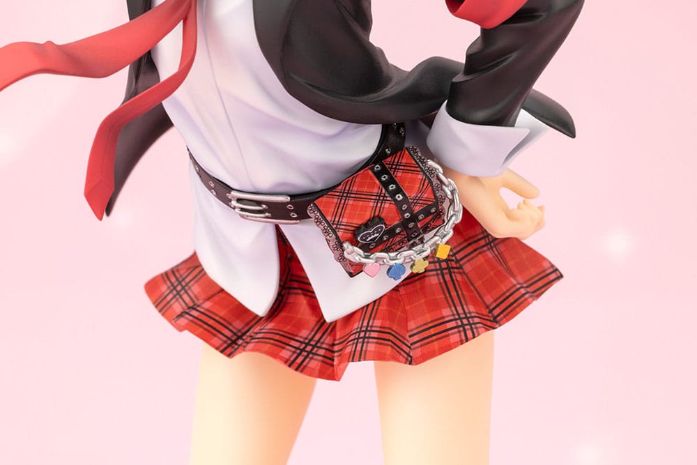 Shugo Chara! PVC Statue 1/7 Hinamori Amu School Uniform Ver. 21 cm      4934054064311